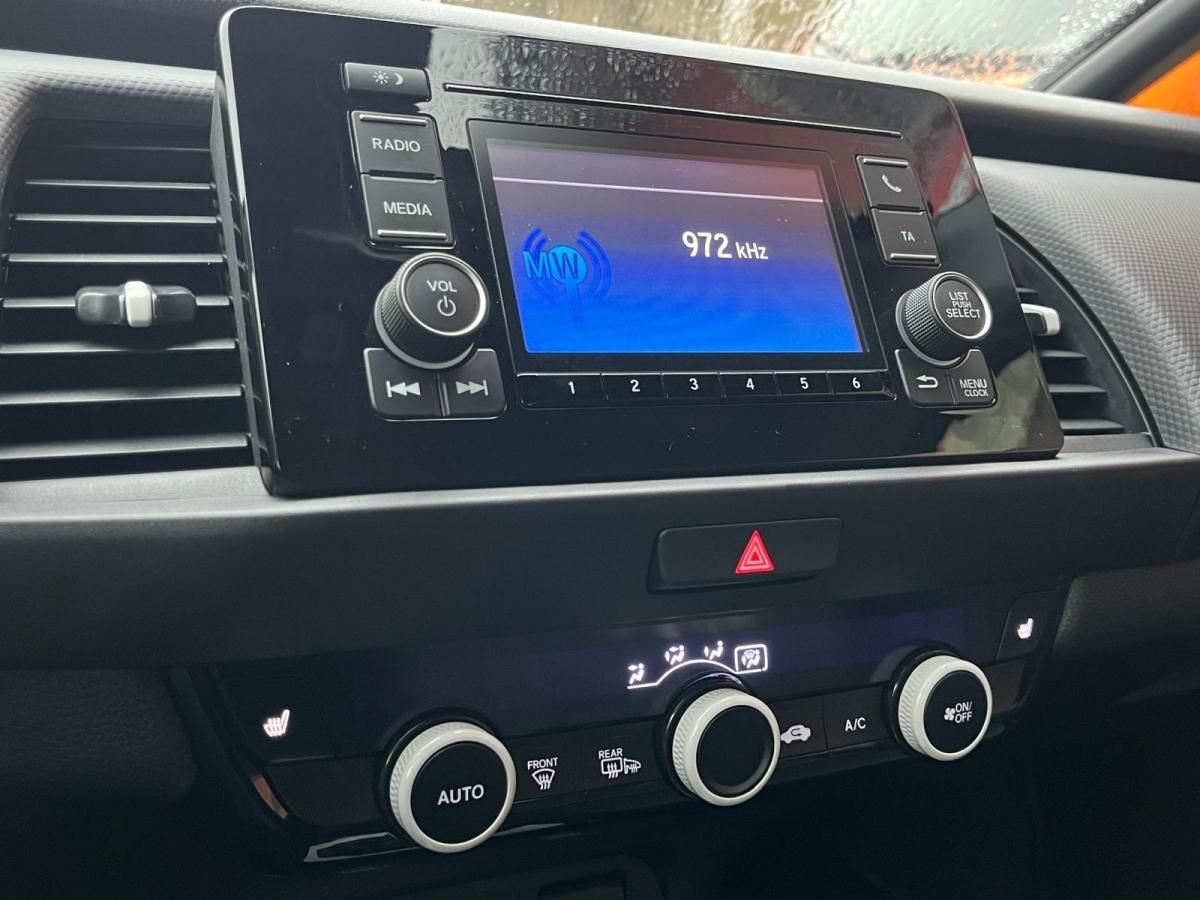 honda-jazz-2021-hibrido-a-gasolina-1498cc