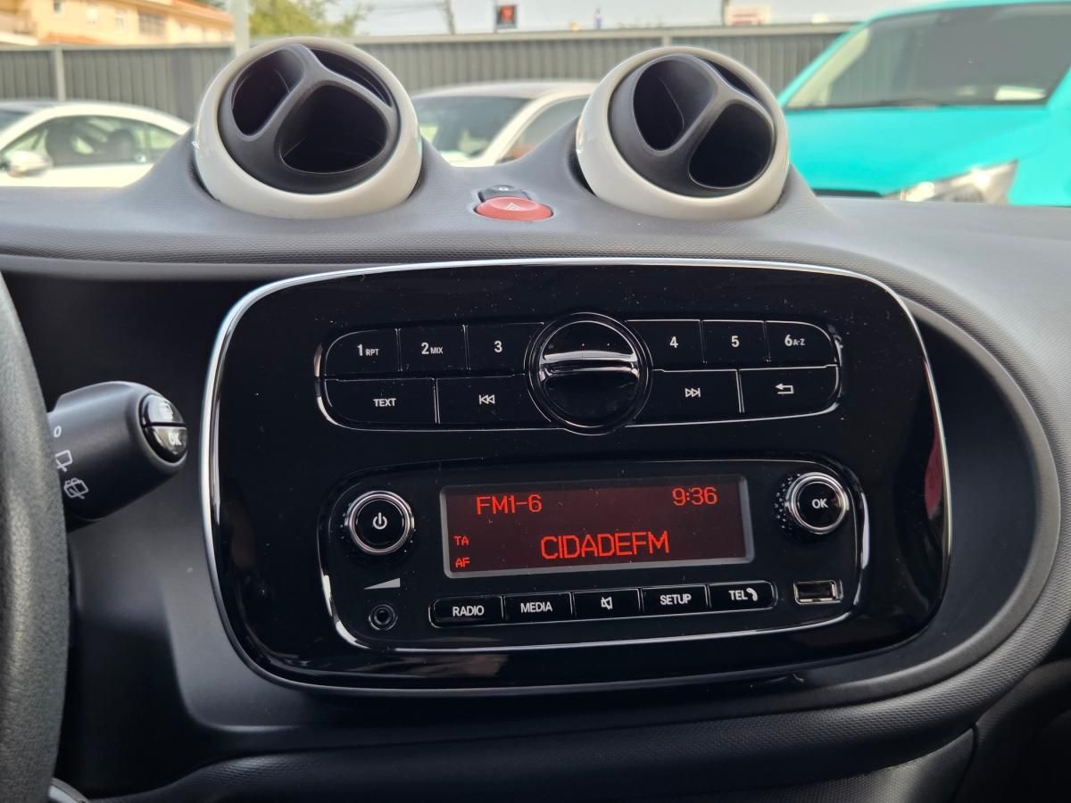smart-forfour-2019-gasolina-999cc