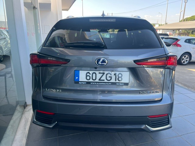 lexus-nx-2019-hibrido-a-gasolina-2494cc