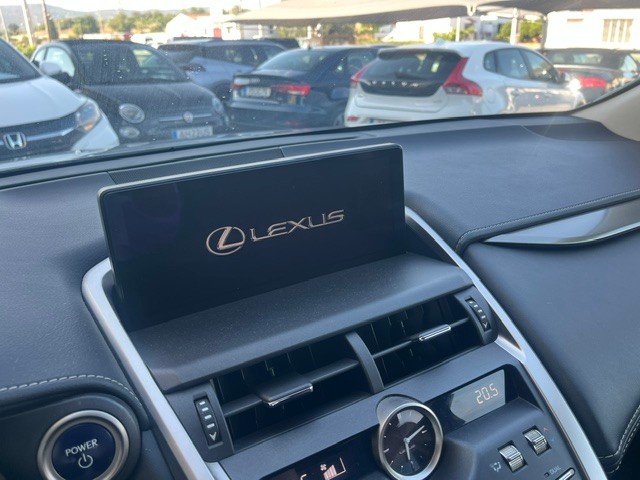 lexus-nx-2019-hibrido-a-gasolina-2494cc