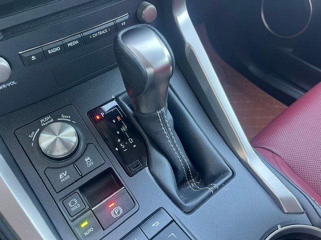 lexus-nx-2019-hibrido-a-gasolina-2494cc