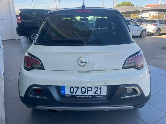 opel-adam-2015-gasolina-999cc