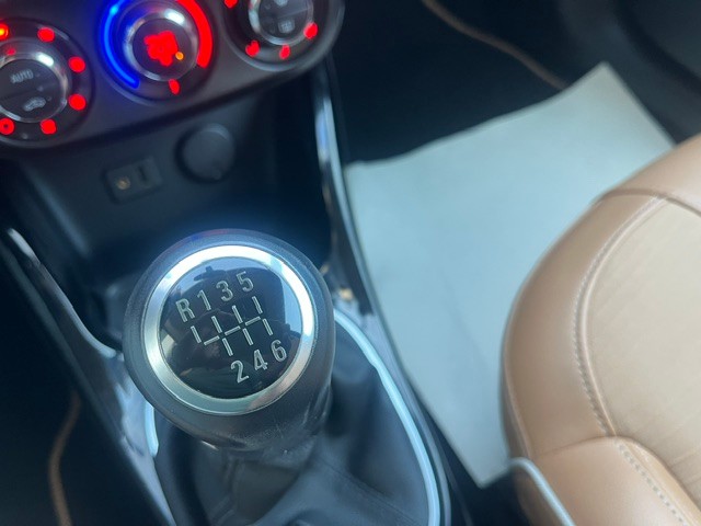 opel-adam-2015-gasolina-999cc