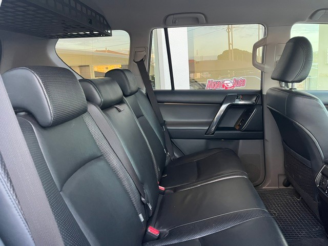 toyota-land-cruiser-2010-diesel-2982cc