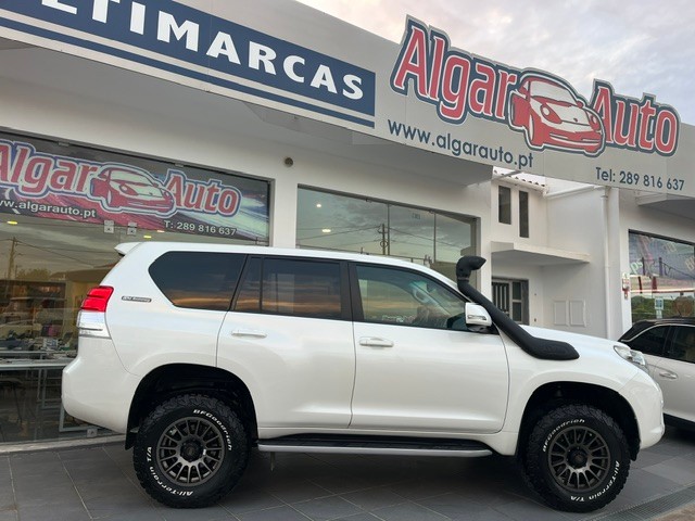 toyota-land-cruiser-2010-diesel-2982cc