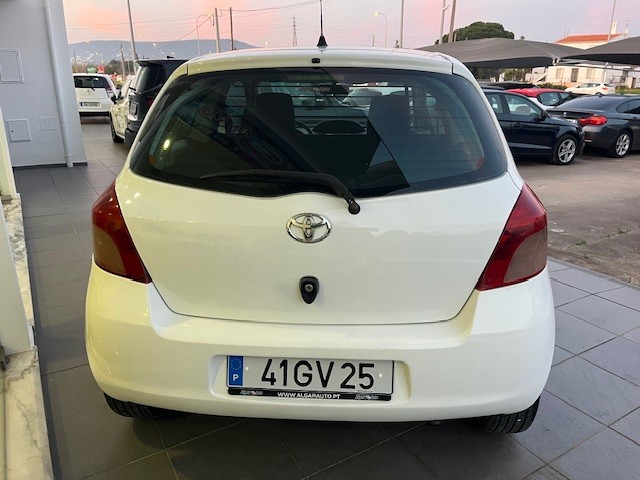 toyota-yaris-2008-diesel-1364cc