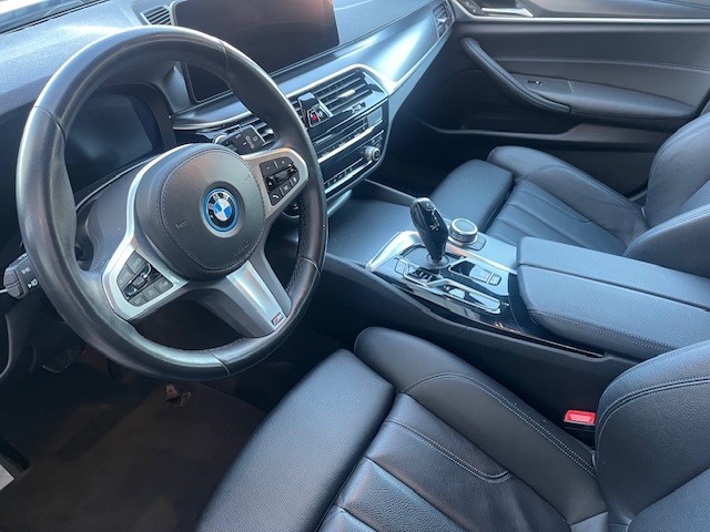 bmw-serie-5-2022-hibrido-a-gasolina-1998cc