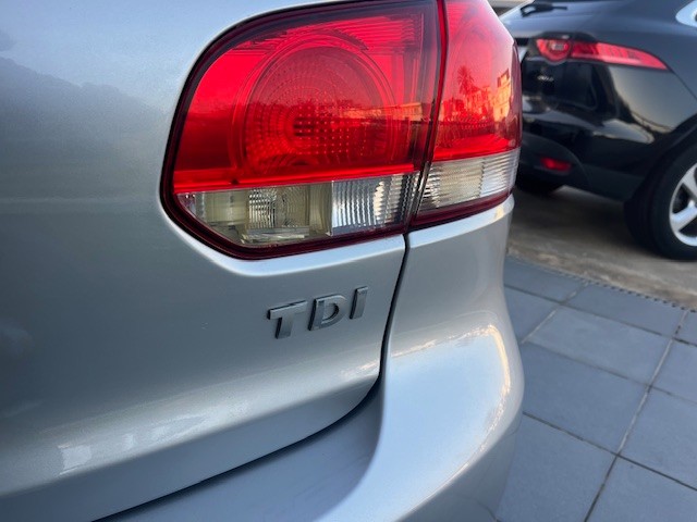 volkswagen-golf-2012-diesel-1598cc