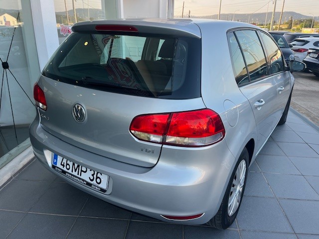 volkswagen-golf-2012-diesel-1598cc
