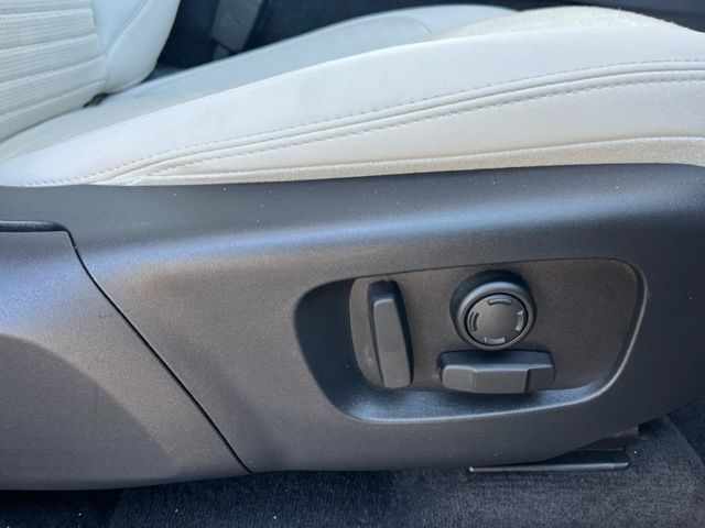 land-rover-discovery-sport-2019-diesel-1999cc