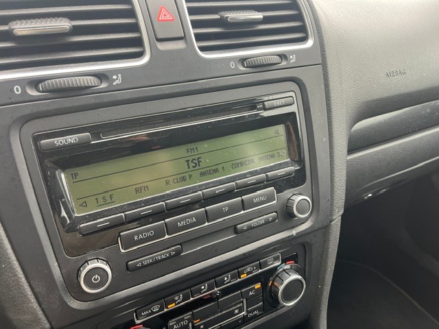 volkswagen-golf-variant-2009-diesel-1598cc