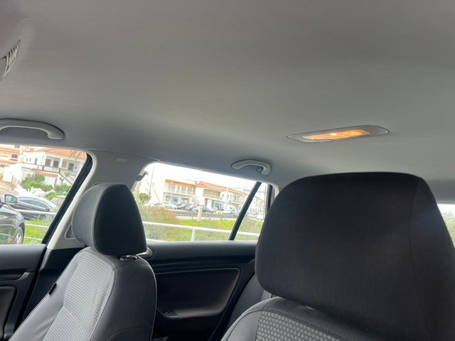 volkswagen-golf-variant-2009-diesel-1598cc
