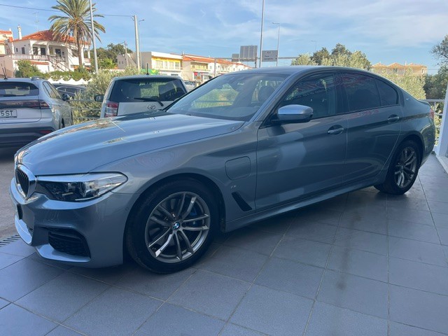 bmw-serie-5-2021-hibrido-a-gasolina-1998cc