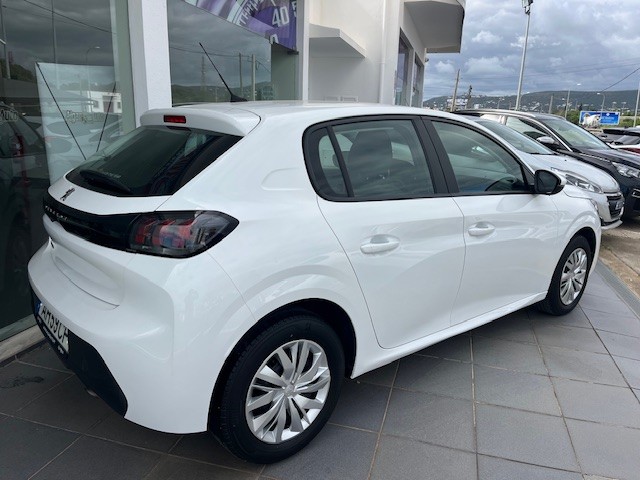 peugeot-208-2021-gasolina-1199cc