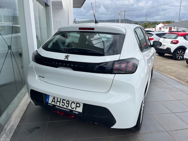 peugeot-208-2021-gasolina-1199cc