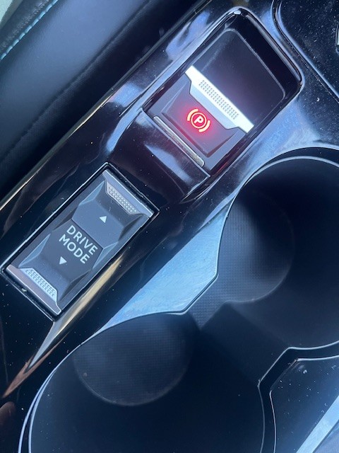 peugeot-2008-2023-gasolina-1199cc