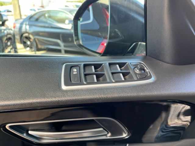 jaguar-f-pace-2018-diesel-1999cc