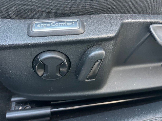 volkswagen-passat-variant-2022-diesel-1968cc
