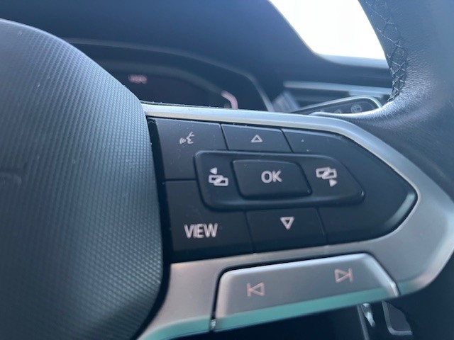 volkswagen-passat-variant-2022-diesel-1968cc