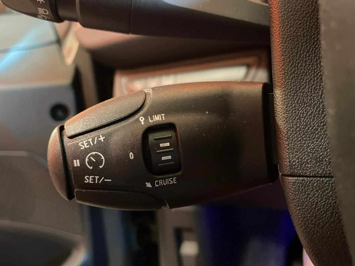 peugeot-208-1-6-bluehdi-2018-diesel-1560cc