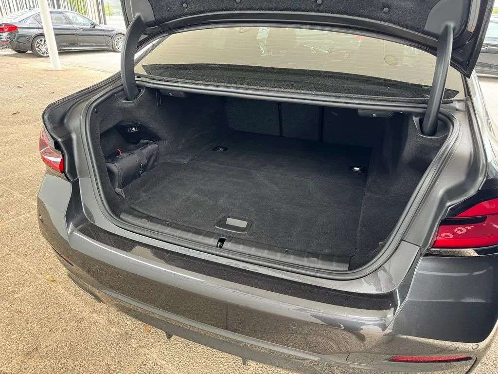 bmw-serie-5-2022-hibrido-a-gasolina-1998cc