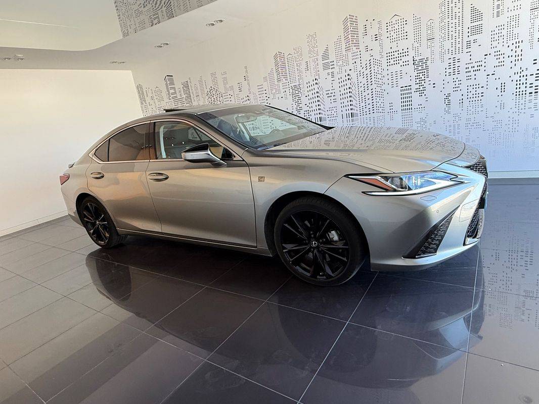 lexus-es-2023-hibrido-a-gasolina-2487cc