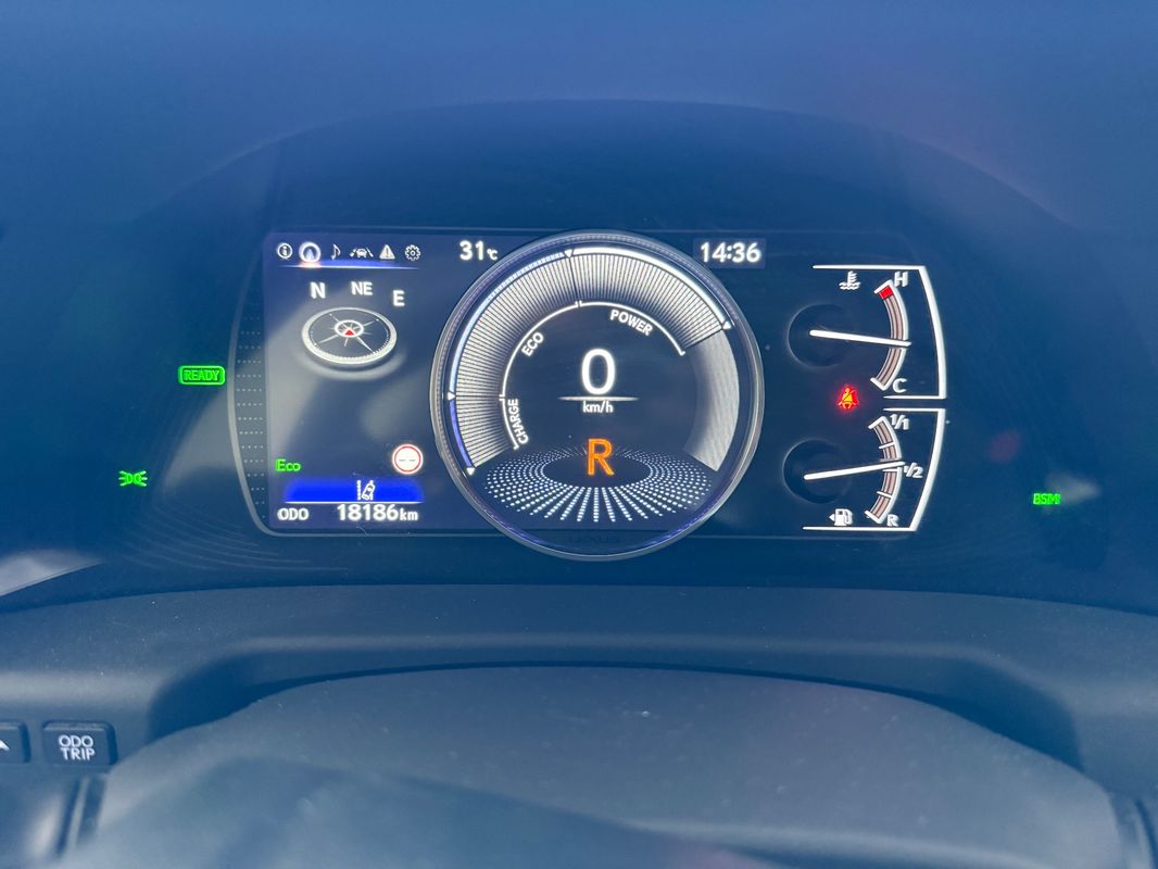 lexus-es-2023-hibrido-a-gasolina-2487cc