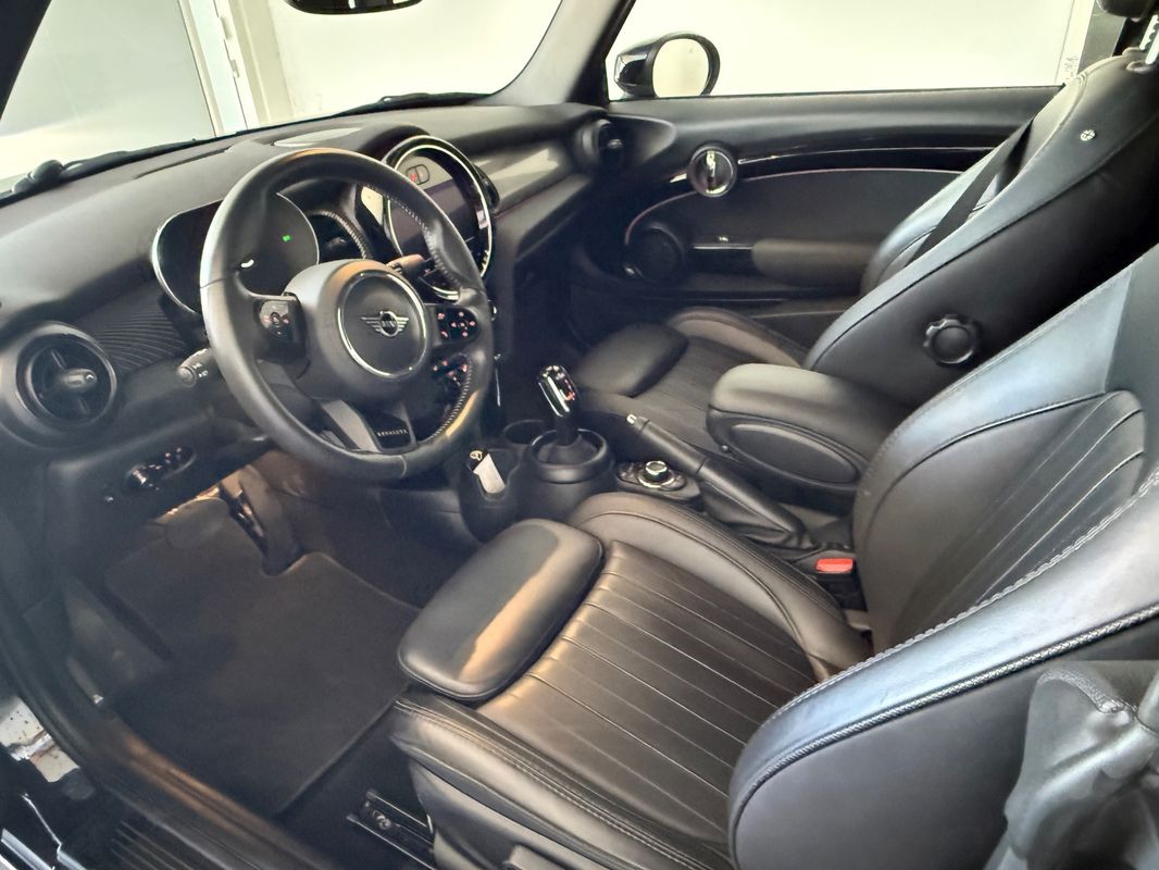 mini-cabrio-2023-gasolina-1499cc