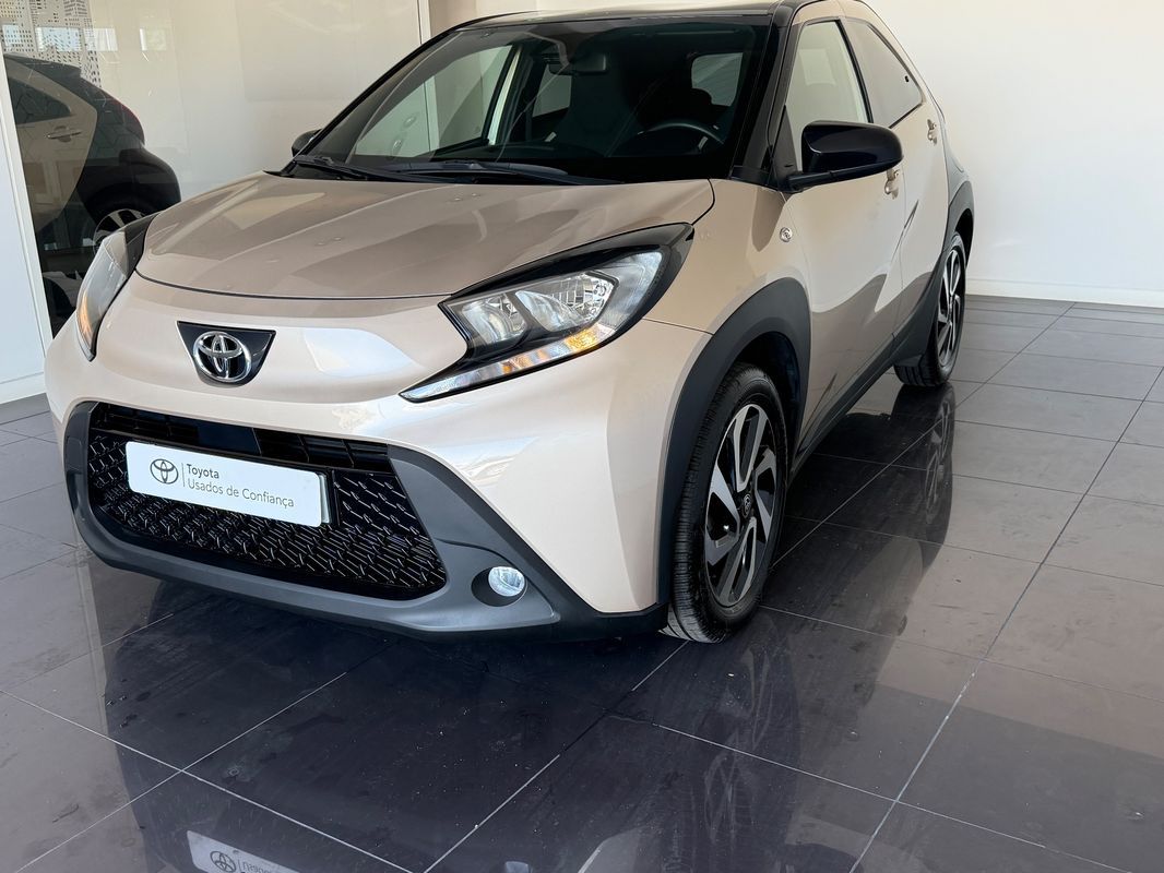 toyota-aygo-2024-gasolina-998cc