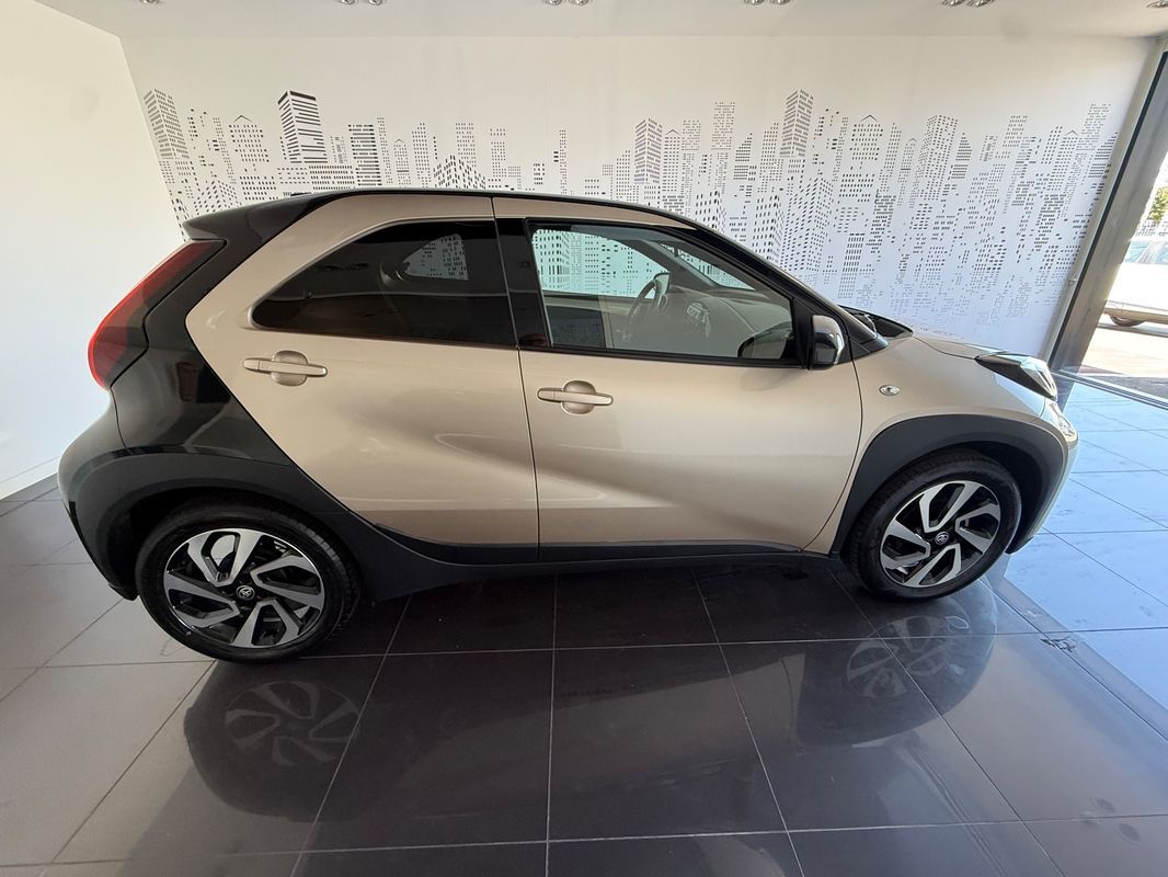 toyota-aygo-2024-gasolina-998cc
