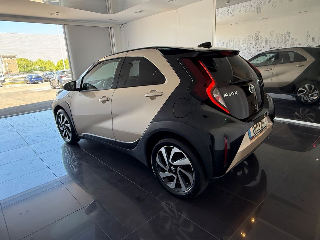 toyota-aygo-2024-gasolina-998cc