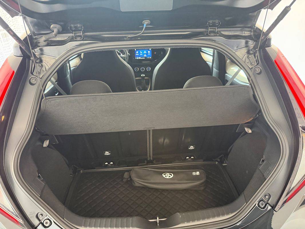 toyota-aygo-2024-gasolina-998cc