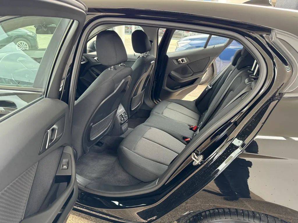 bmw-serie-1-2023-diesel-1496cc