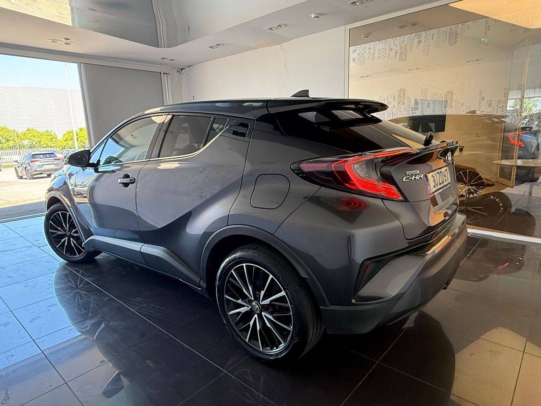 toyota-c-hr-2019-hibrido-a-gasolina-1798cc
