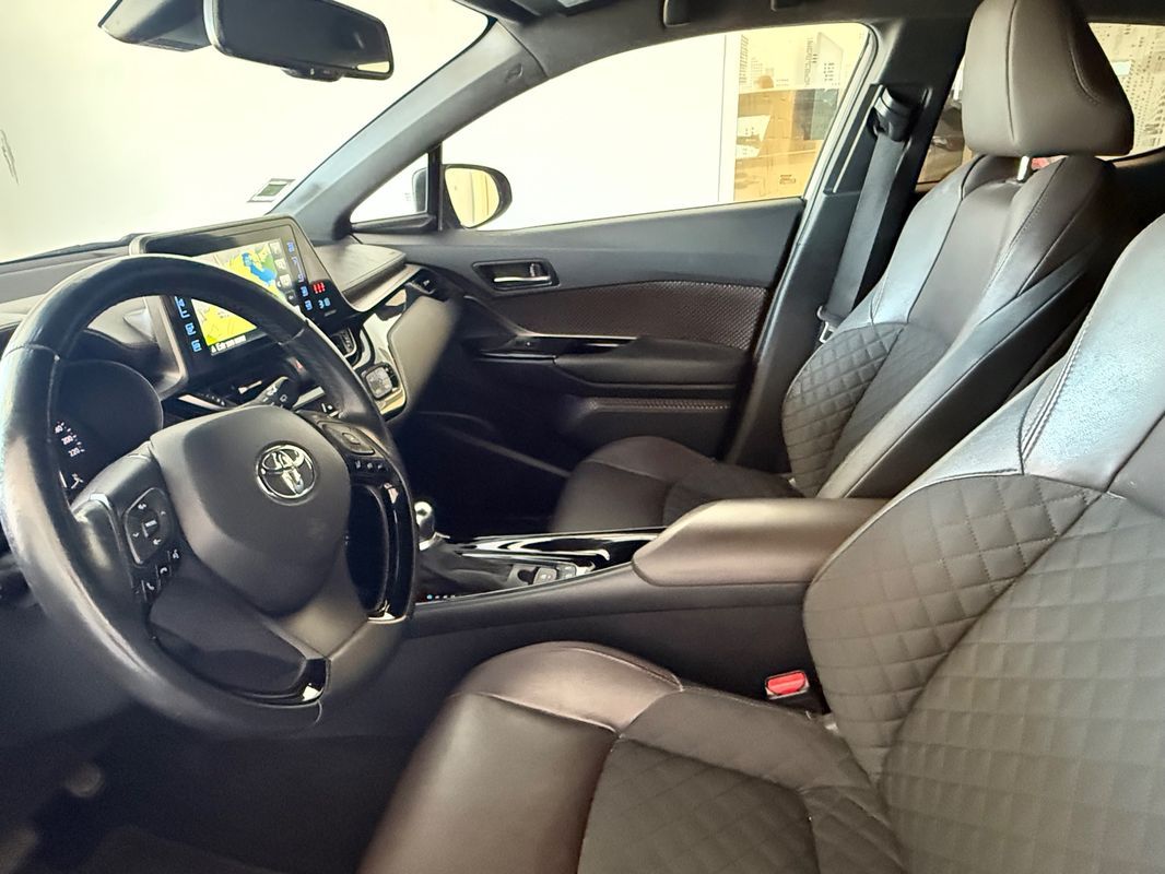toyota-c-hr-2019-hibrido-a-gasolina-1798cc