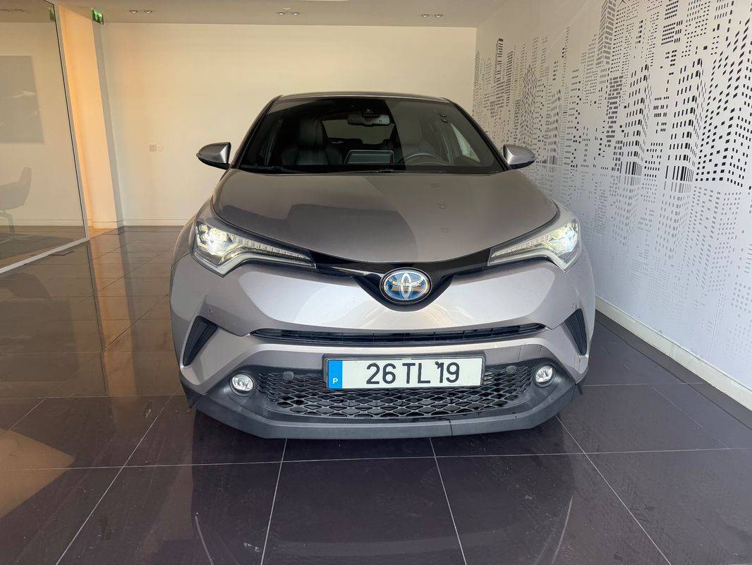 toyota-c-hr-2017-hibrido-a-gasolina-1798cc