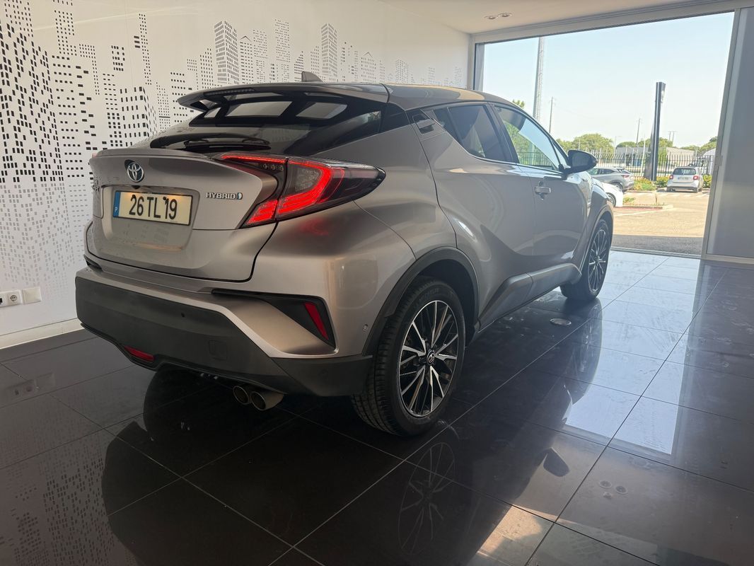 toyota-c-hr-2017-hibrido-a-gasolina-1798cc