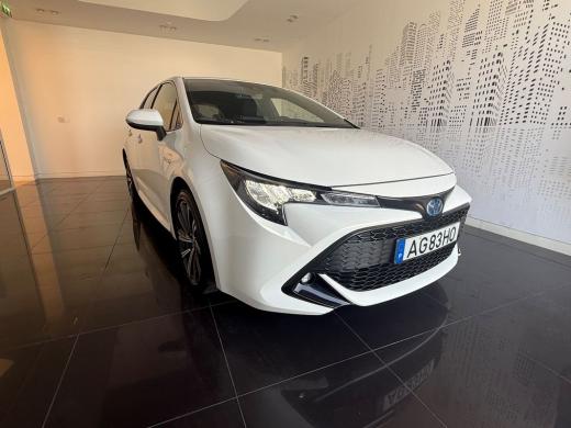 toyota-corolla-2021-hibrido-a-gasolina-1798cc