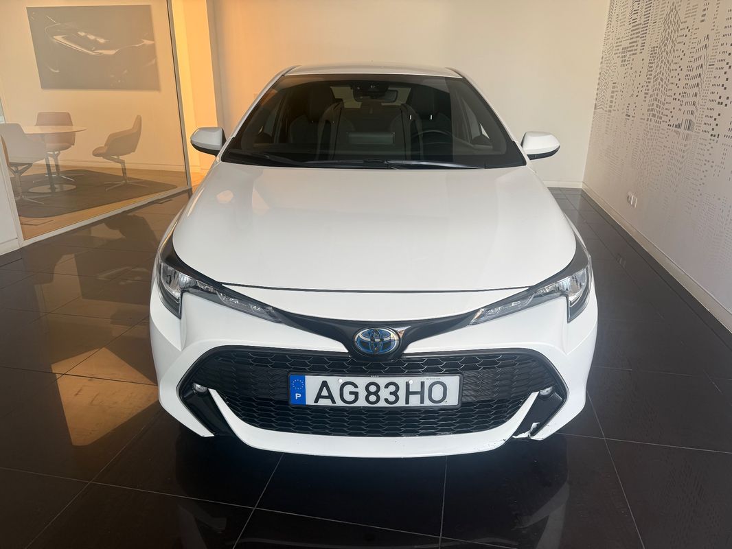 toyota-corolla-2021-hibrido-a-gasolina-1798cc
