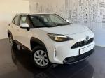 toyota-yaris-2024-hibrido-a-gasolina-1490cc