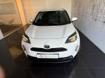 toyota-yaris-2024-hibrido-a-gasolina-1490cc