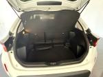 toyota-yaris-2024-hibrido-a-gasolina-1490cc