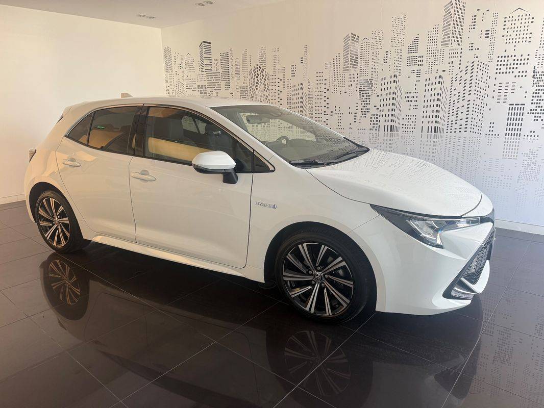 toyota-corolla-2021-hibrido-a-gasolina-1798cc