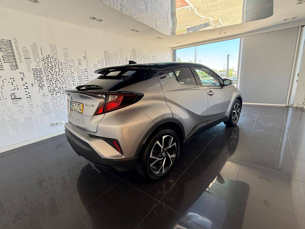 toyota-c-hr-2020-hibrido-a-gasolina-1798cc