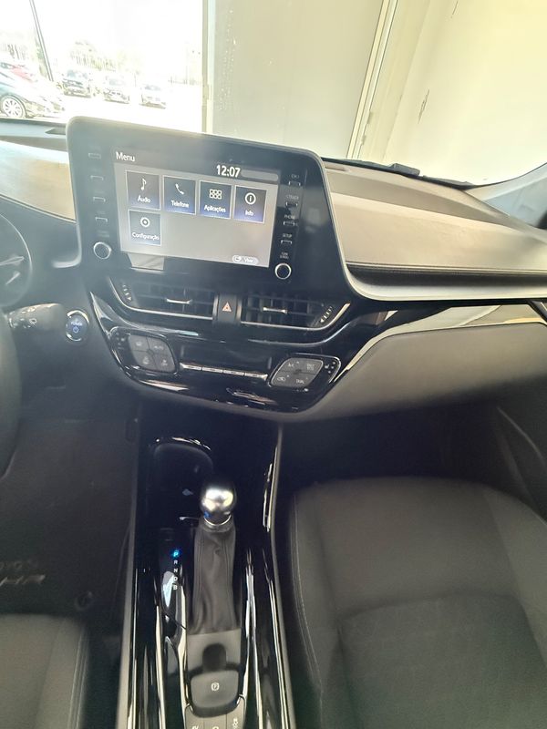 toyota-c-hr-2020-hibrido-a-gasolina-1798cc