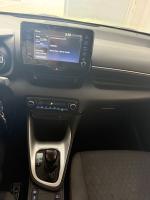 toyota-yaris-2021-hibrido-a-gasolina-1490cc