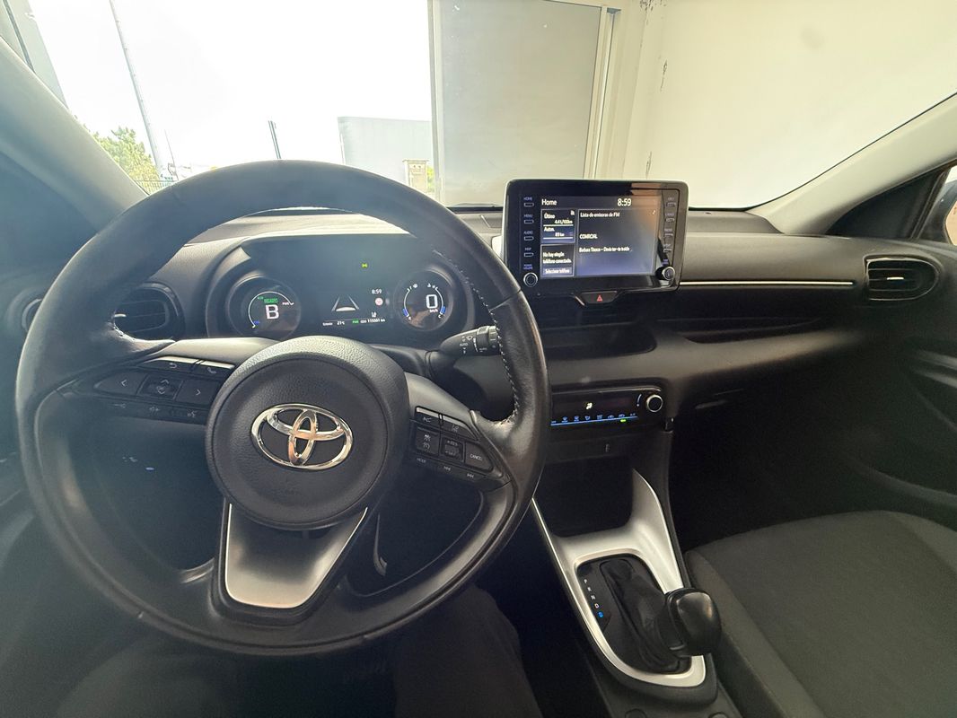 toyota-yaris-2021-hibrido-a-gasolina-1490cc