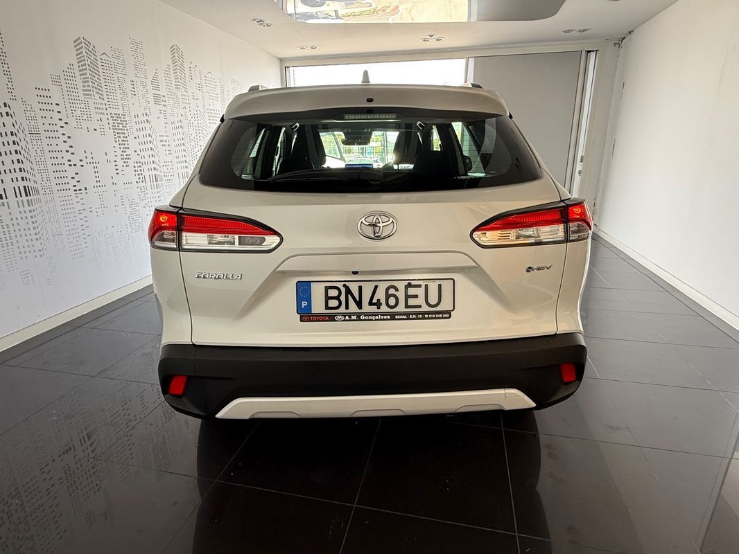 toyota-corolla-2024-hibrido-a-gasolina-1798cc