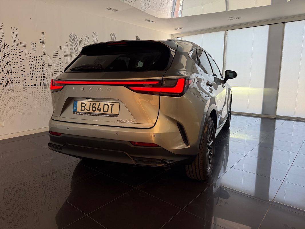 lexus-nx-2024-hibrido-a-gasolina-2487cc