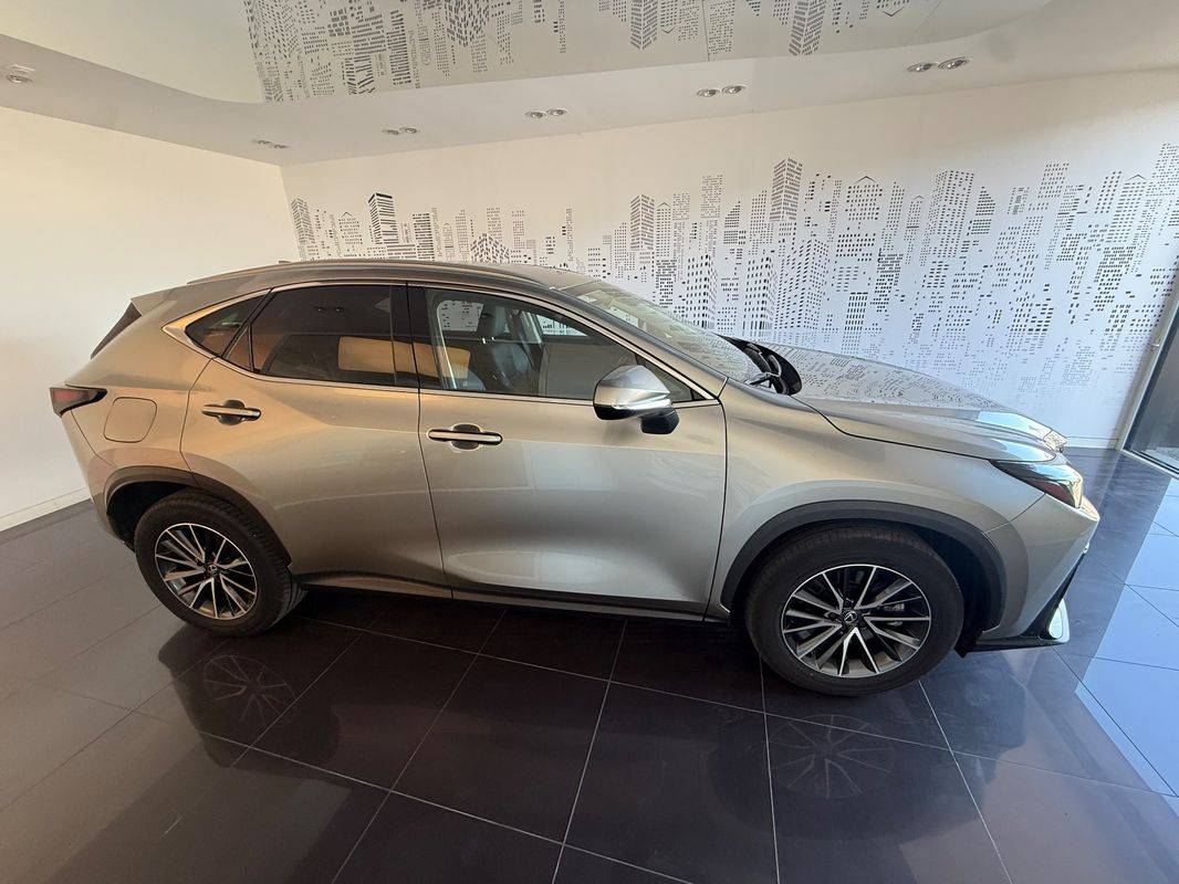 lexus-nx-2024-hibrido-a-gasolina-2487cc